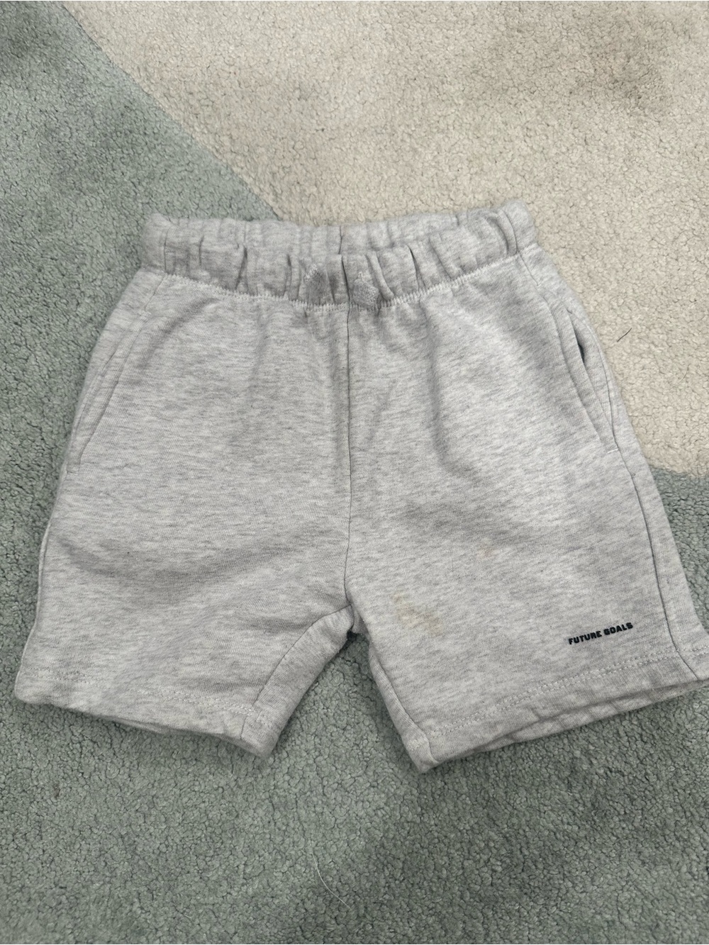 Zara toddler size 5T grey shorts